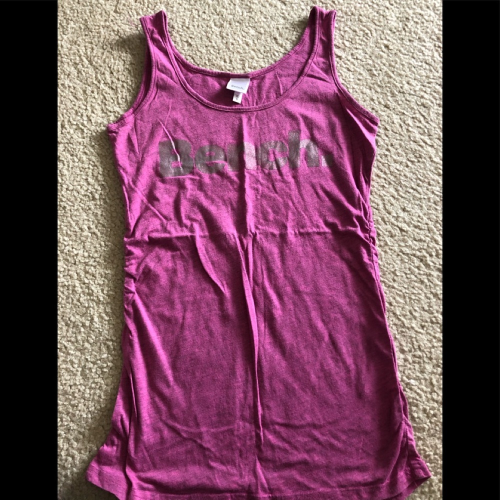 Bench tank top